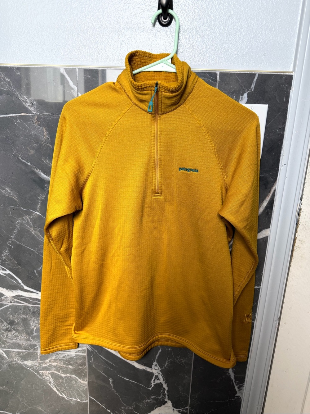 Patagonia R1 pullover - Picture 5 of 9